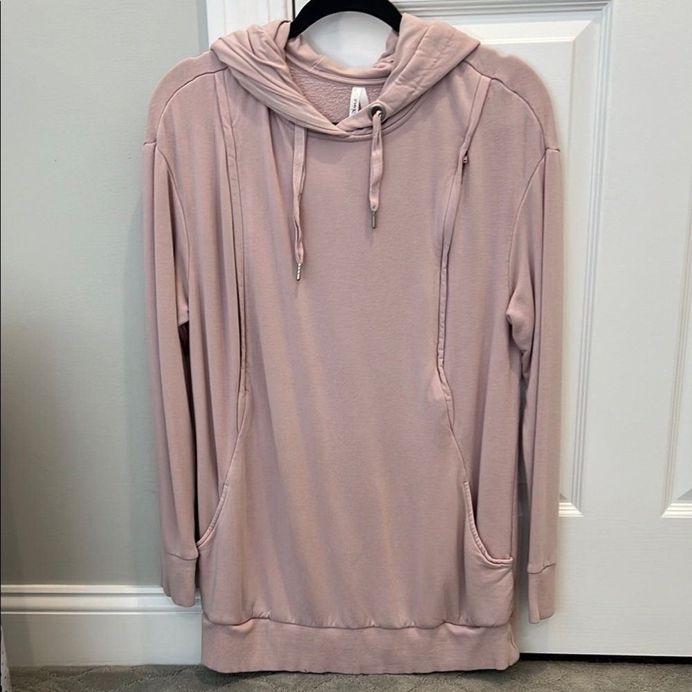 Women's Dusty Pink Hooded Pullover Sweatshirt